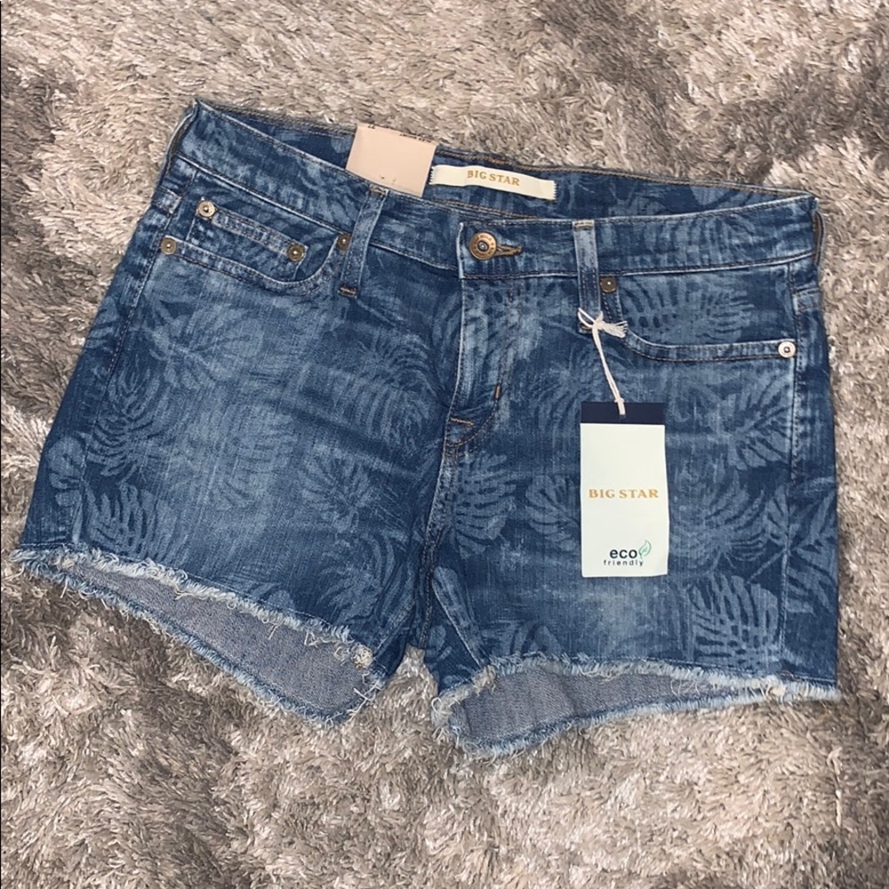 Big Star Mid Rise Shorts